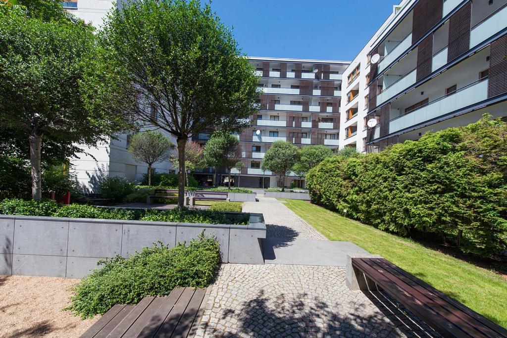 Apartment Powisle With Garage Warschau Exterior foto